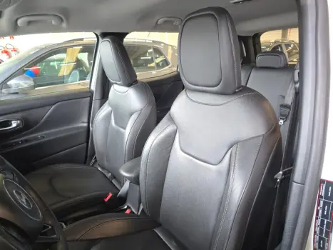 JEEP Renegade 1.8 16V 4P LIMITED FLEX AUTOMÁTICO, Foto 16