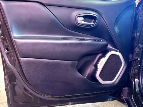 JEEP Renegade 2.0 16V 4P TURBO DIESEL LONGITUDE 4X4 AUTOM�TICO, Foto 20