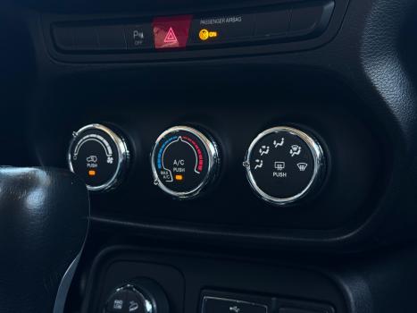 JEEP Renegade 2.0 16V 4P TURBO DIESEL SPORT 4X4 AUTOMTICO, Foto 11