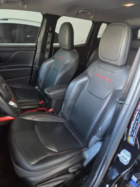 JEEP Renegade 2.0 16V 4P TURBO DIESEL TRAILHAWK 4X4 AUTOM�TICO, Foto 7