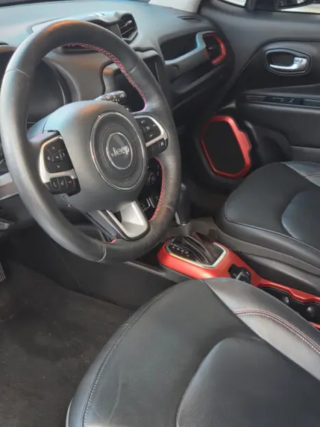 JEEP Renegade 2.0 16V 4P TURBO DIESEL TRAILHAWK 4X4 AUTOM�TICO, Foto 9