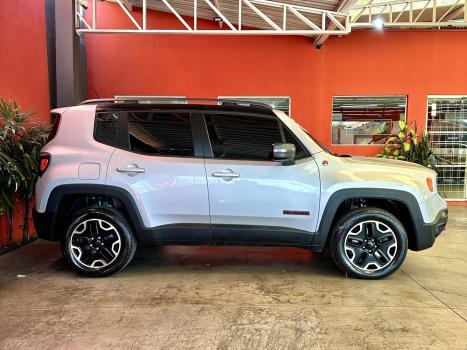 JEEP Renegade 2.0 16V 4P TURBO DIESEL TRAILHAWK 4X4 AUTOM�TICO, Foto 6