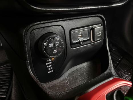 JEEP Renegade 2.0 16V 4P TURBO DIESEL TRAILHAWK 4X4 AUTOM�TICO, Foto 18