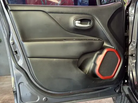 JEEP Renegade , Foto 2