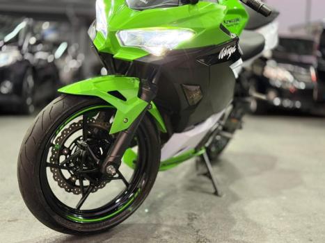KAWASAKI Ninja 400 KTR EDITION, Foto 4