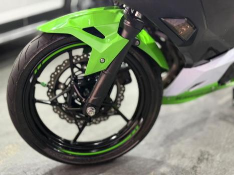 KAWASAKI Ninja 400 KTR EDITION, Foto 6