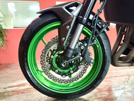 KAWASAKI Z 900 ABS, Foto 10