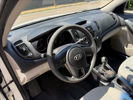 KIA Cerato Sedan 1.6 16V 4P EX AUTOM�TICO, Foto 6