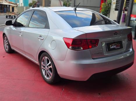 KIA Cerato Sedan 1.6 16V 4P SX E.233 AUTOM�TICO, Foto 4