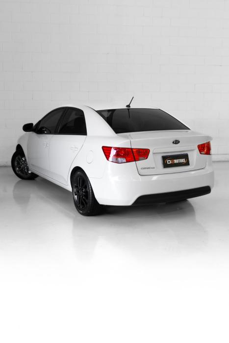 KIA Cerato Sedan 1.6 16V 4P EX, Foto 2