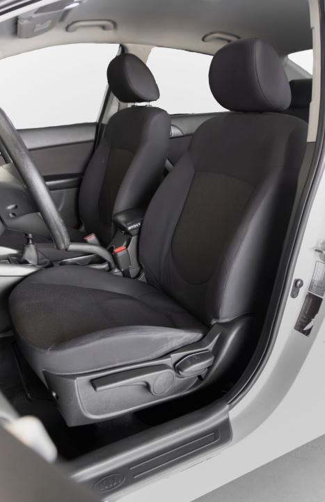 KIA Cerato Sedan 1.6 16V 4P EX, Foto 9