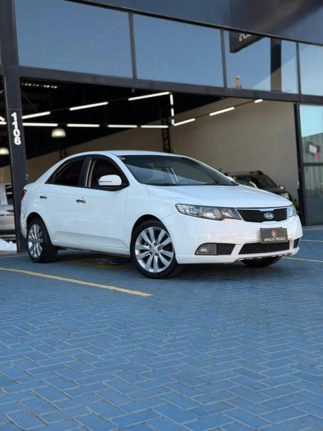 KIA Cerato Sedan 1.6 16V 4P E.273 AUTOM�TICO, Foto 3