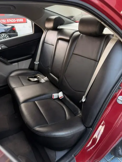 KIA Cerato Sedan 1.6 16V 4P EX, Foto 12