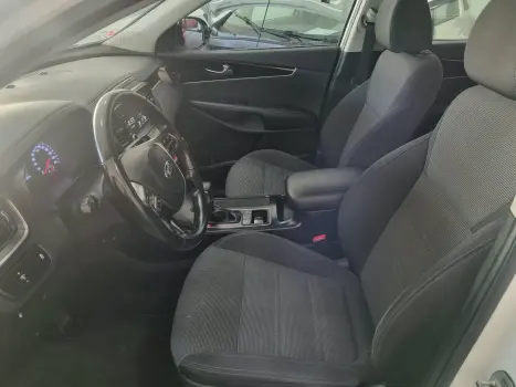 KIA Sorento 2.4 16V 4P EX AUTOMÁTICO, Foto 15