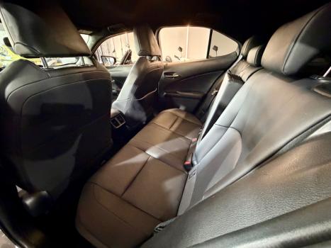 LEXUS UX 250H 2.0 16V 4P DINAMIC HYBRID AUTOM�TICO CVT, Foto 9