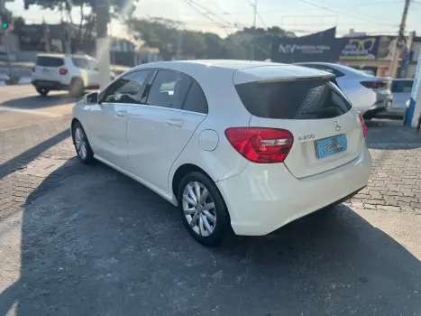 MERCEDES-BENZ A 200 1.6 16V 4P TURBO URBAN AUTOMTICO, Foto 3