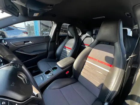 MERCEDES-BENZ A 200 1.6 16V 4P TURBO URBAN AUTOMTICO, Foto 18