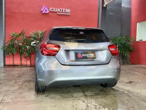 MERCEDES-BENZ A 200 Sedan 1.3 16V 4P CGI STYLE 7G-TRONIC DCT AUTOM�TICO, Foto 3