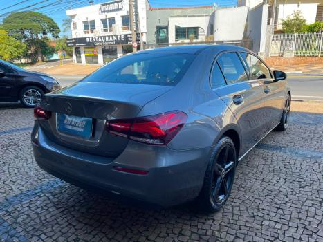 MERCEDES-BENZ A 200 Sedan 1.3 16V 4P CGI STYLE 7G-TRONIC DCT AUTOM�TICO, Foto 4