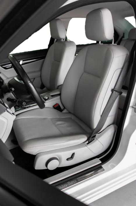 MERCEDES-BENZ C 180 1.8 16V 4P CGI CLASSIC AUTOM�TICO, Foto 9