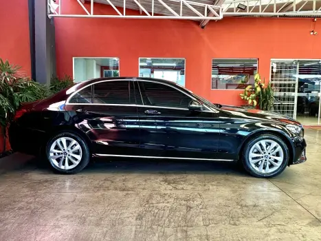 MERCEDES-BENZ C 200 1.5 16V 4P EQ BOOST H�BRIDO 9G-TRONIC AUTOM�TICO, Foto 18