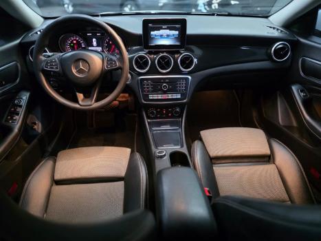 MERCEDES-BENZ CLA 180 1.6 16V 4P CGI TURBO 7G-TRONIC AUTOM�TICO DCT, Foto 15