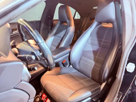 MERCEDES-BENZ CLA 200 1.6 16V 4P URBAN AUTOM�TICO, Foto 4