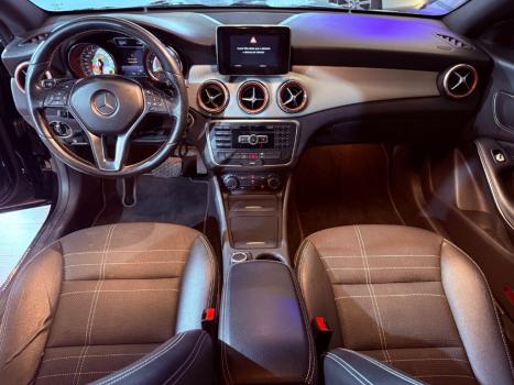 MERCEDES-BENZ CLA 200 1.6 16V 4P URBAN AUTOM�TICO, Foto 6