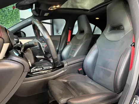 MERCEDES-BENZ CLA 35 AMG 2.0 16V 4P CGI 4MATIC 7G-TRONIC DCT AUTOM�TICO, Foto 17