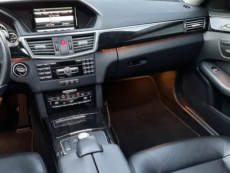 MERCEDES-BENZ E 250 1.8 16V 4P CGI AVANTGARDE AUTOMTICO, Foto 10