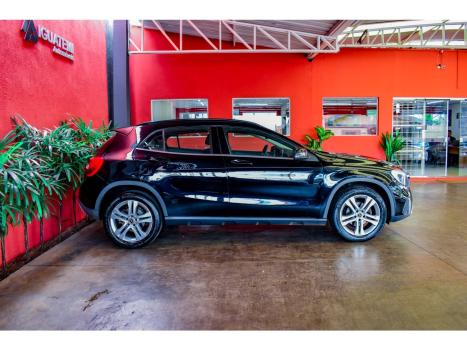 MERCEDES-BENZ GLA 200 1.3 16V 4P GCI STYLE 7G-DCT AUTOM�TICO, Foto 9