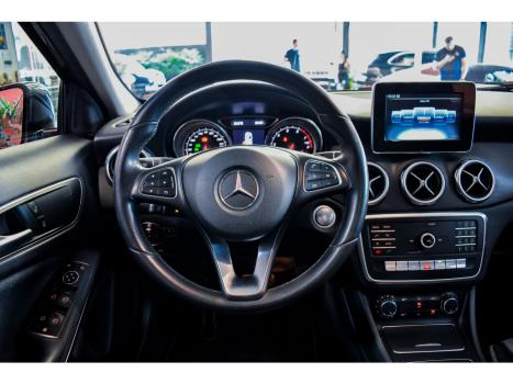 MERCEDES-BENZ GLA 200 1.3 16V 4P GCI STYLE 7G-DCT AUTOM�TICO, Foto 15