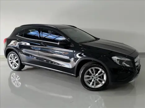 MERCEDES-BENZ GLA 200 1.6 16V 4P FLEX CGI STYLE TURBO AUTOMTICO, Foto 3
