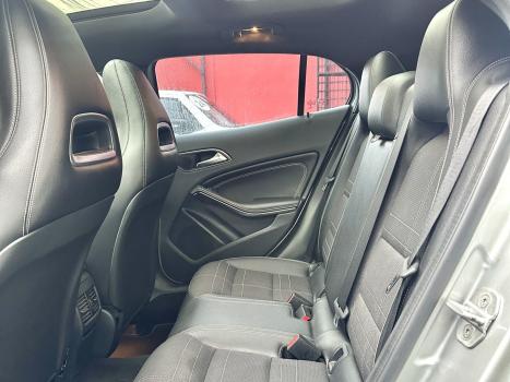 MERCEDES-BENZ GLA 200 1.6 16V 4P CGI ADVANCE TURBO AUTOMÁTICO, Foto 5 MERCEDES-BENZ GLA 200 1.6 16V 4P CGI ADVANCE TURBO AUTOMÁTICO, Foto 5