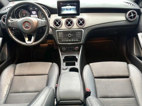 MERCEDES-BENZ GLA 200 1.6 16V 4P CGI ADVANCE TURBO AUTOMÁTICO, Foto 7 MERCEDES-BENZ GLA 200 1.6 16V 4P CGI ADVANCE TURBO AUTOMÁTICO, Foto 7