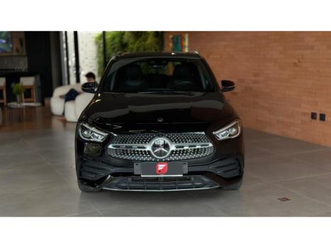 MERCEDES-BENZ GLA 200 , Foto 3