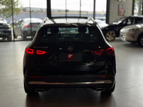 MERCEDES-BENZ GLA 200 , Foto 7