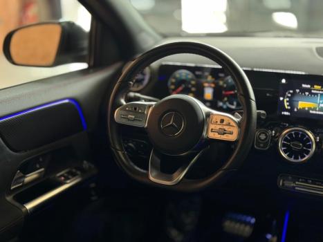 MERCEDES-BENZ GLA 200 , Foto 11