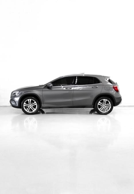 MERCEDES-BENZ GLA 200 1.6 16V 4P FLEX CGI ENDURO TURBO AUTOMTICO, Foto 3