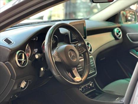 MERCEDES-BENZ GLA 200 1.6 16V 4P CGI STYLE TURBO AUTOM�TICO, Foto 4