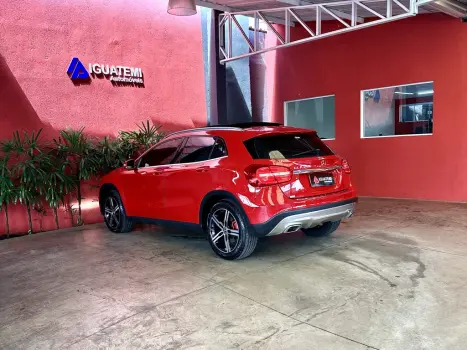 MERCEDES-BENZ GLA 200 1.6 16V 4P FLEX CGI ENDURO TURBO AUTOM�TICO, Foto 4