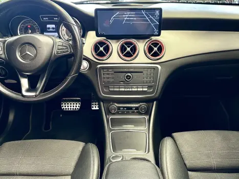 MERCEDES-BENZ GLA 200 1.6 16V 4P FLEX CGI ENDURO TURBO AUTOM�TICO, Foto 13