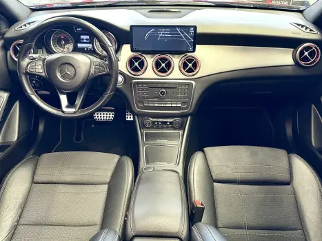 MERCEDES-BENZ GLA 200 1.6 16V 4P FLEX CGI ENDURO TURBO AUTOM�TICO, Foto 16