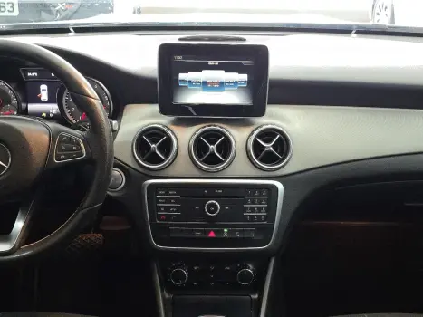 MERCEDES-BENZ GLA 200 1.6 16V 4P CGI ADVANCE TURBO AUTOM�TICO, Foto 8