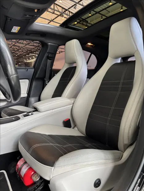 MERCEDES-BENZ GLA 200 1.6 16V 4P FLEX CGI VISION TURBO AUTOM�TICO, Foto 7