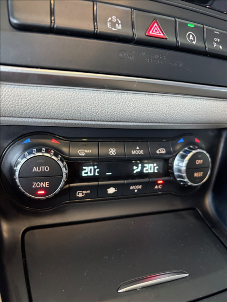 MERCEDES-BENZ GLA 200 1.6 16V 4P FLEX CGI VISION TURBO AUTOM�TICO, Foto 14