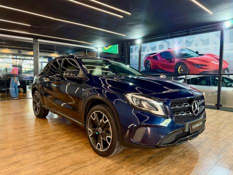 MERCEDES-BENZ GLA 200 1.6 16V 4P FLEX CGI NIGHT TURBO AUTOM�TICO, Foto 2