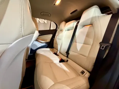 MERCEDES-BENZ GLA 200 1.6 16V 4P FLEX CGI NIGHT TURBO AUTOM�TICO, Foto 9