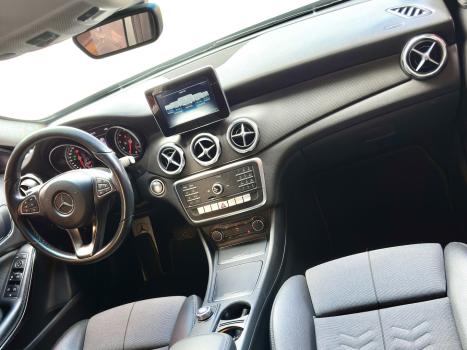MERCEDES-BENZ GLA 200 1.3 16V 4P GCI STYLE 7G-DCT AUTOM�TICO, Foto 16