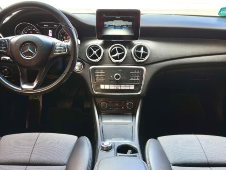 MERCEDES-BENZ GLA 200 1.3 16V 4P GCI STYLE 7G-DCT AUTOM�TICO, Foto 18